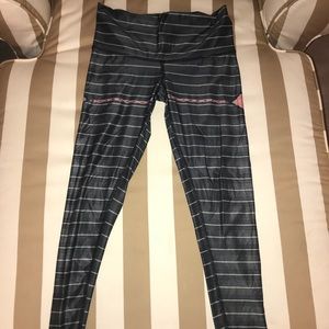 Teeki stripe leggings